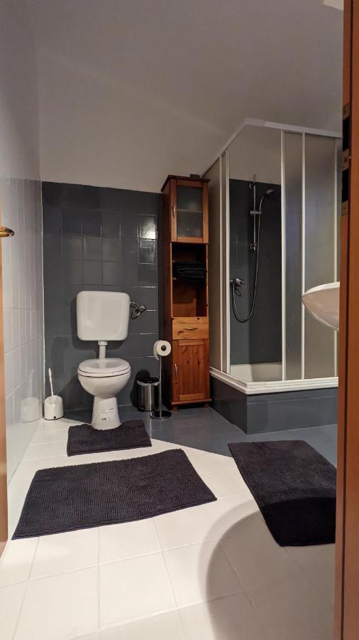 הוילה Vöhl Gruene Haus מראה חיצוני תמונה